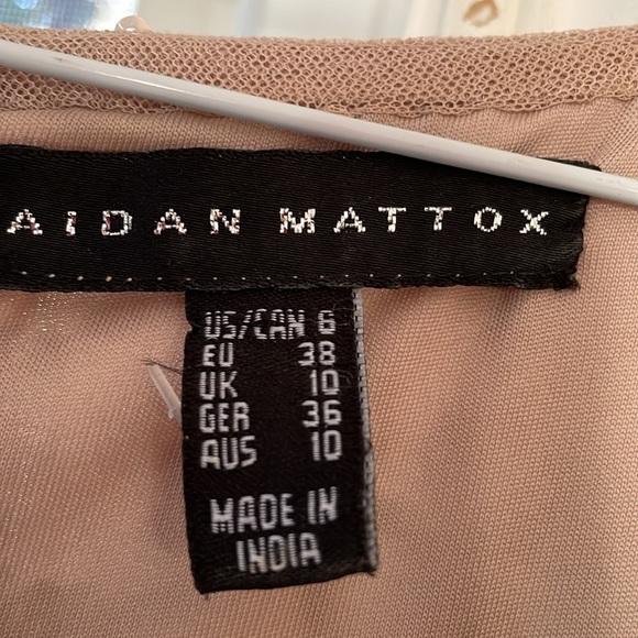 Aidan mattox gown - Picture 3 of 11